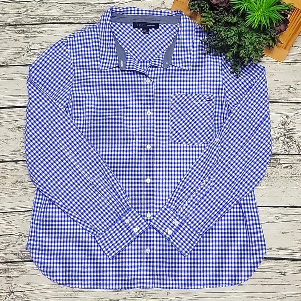 Tommy Hilfiger Blue and White Checkered Button Down Shirt
